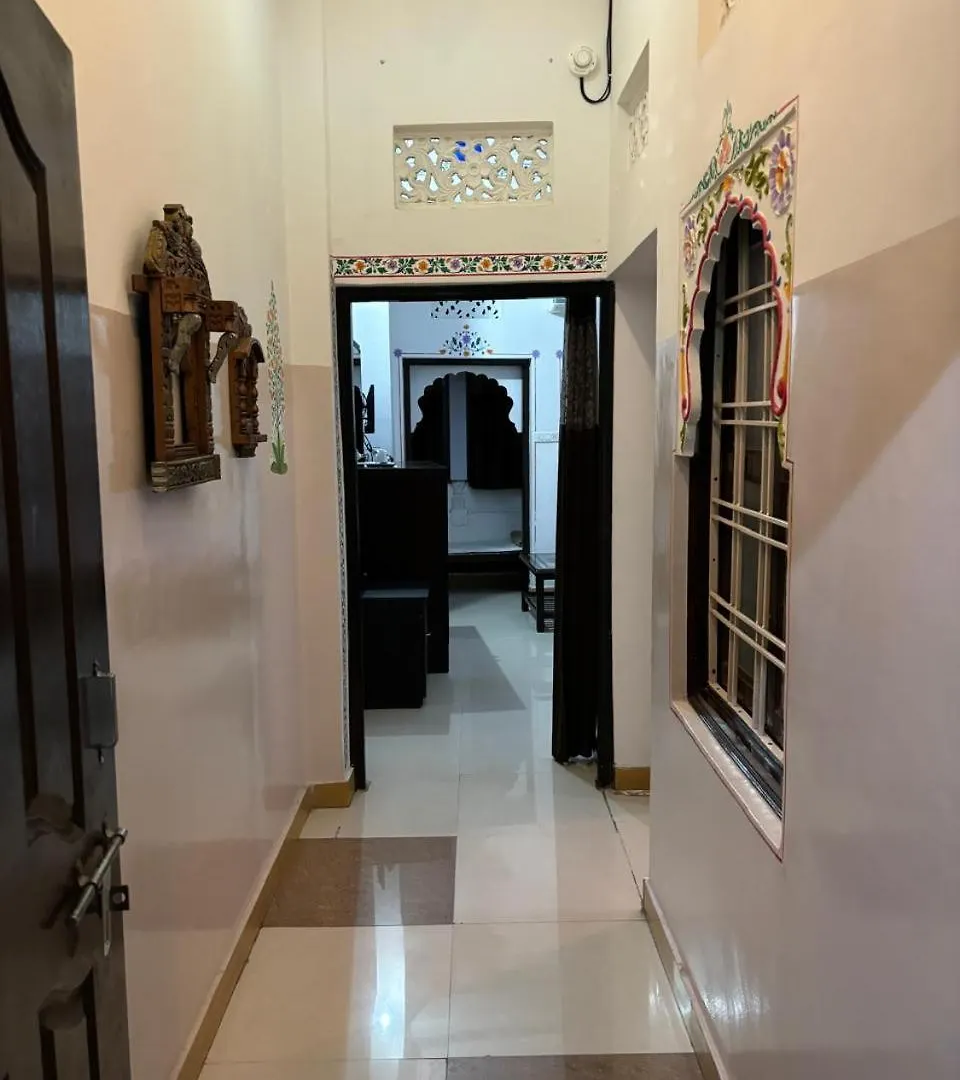 The Royal Lake View Villa Udaipur 2*,  India