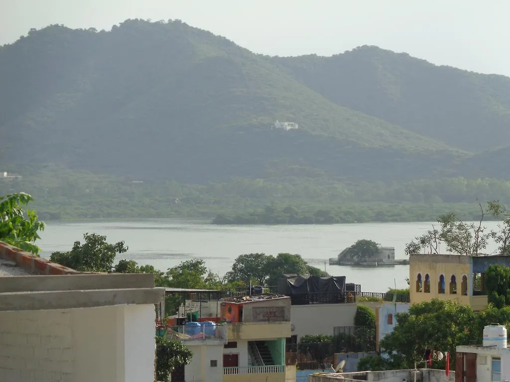 The Royal Lake View Villa Udaipur Guest house