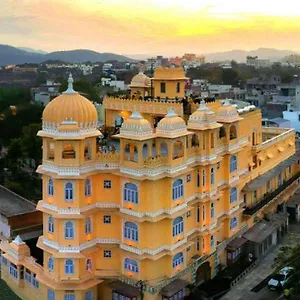 Bloom Boutique L Lake Pichola Hotel