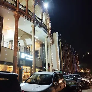 hotel-tara-palace-by-goyal-hoteliers.agrahotelsindia.net/